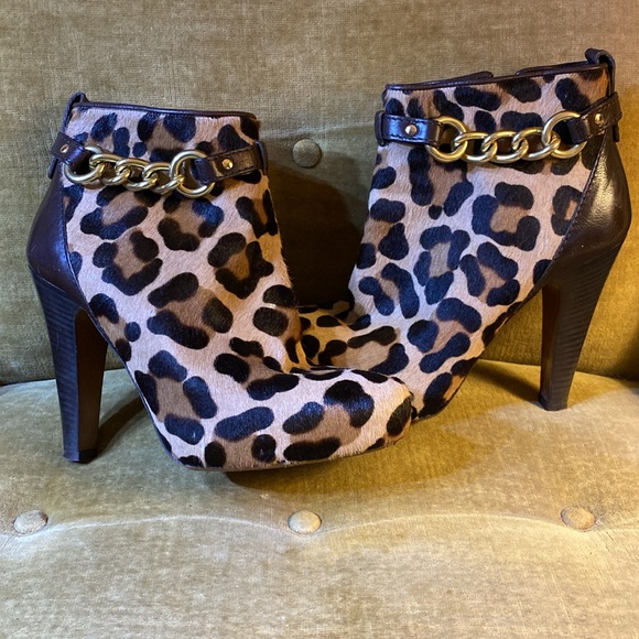 Coach pony skin and brown leather booties, size 7., used - Picture 2 of 4